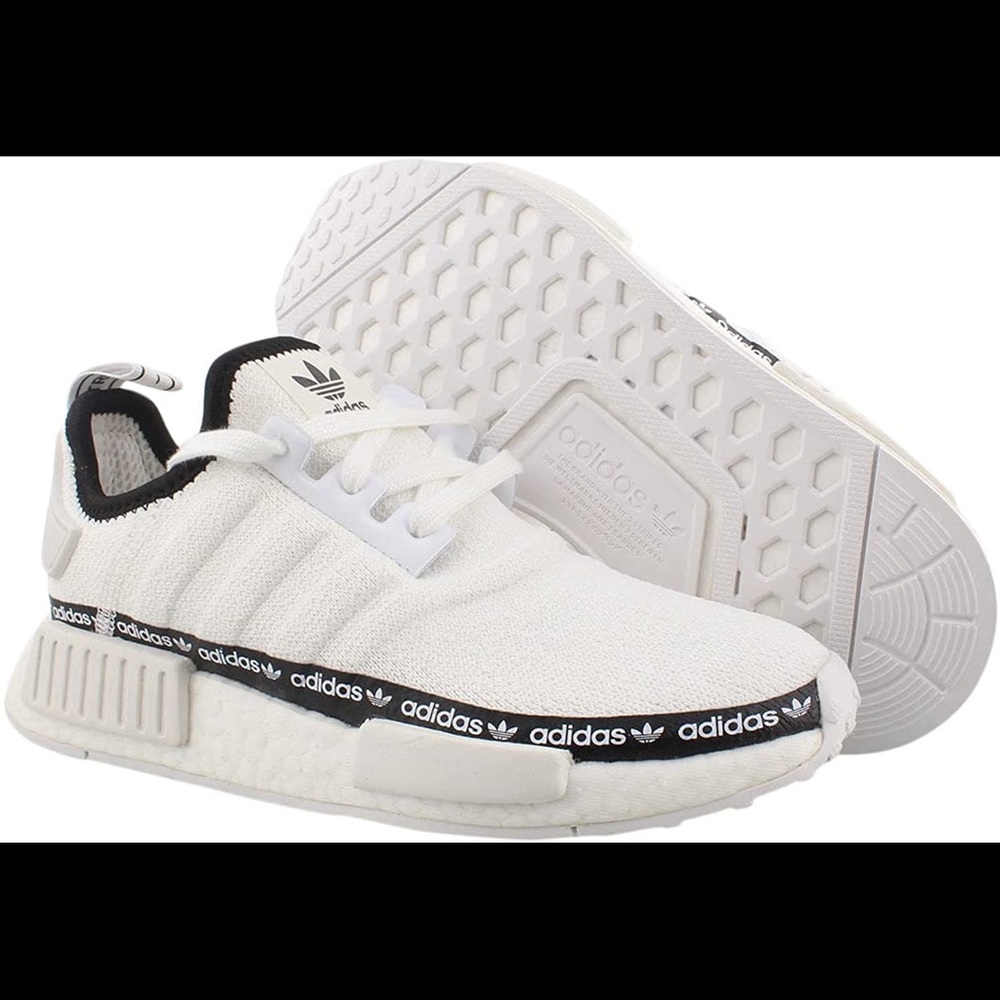 🔥*Sold Out* Excellent condition NMD R1 Cloud White Core Black